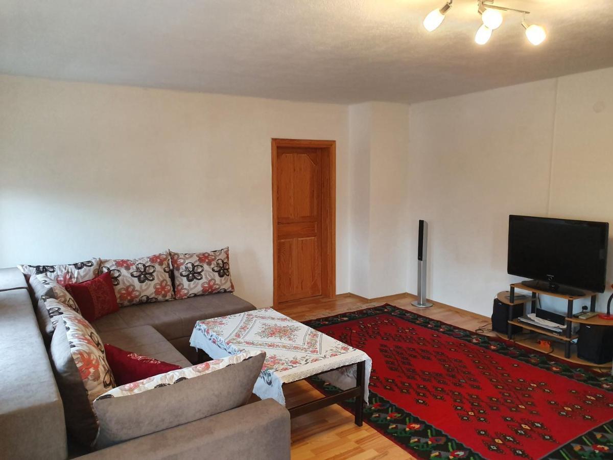 Em Apartment Sarajevo Exteriör bild